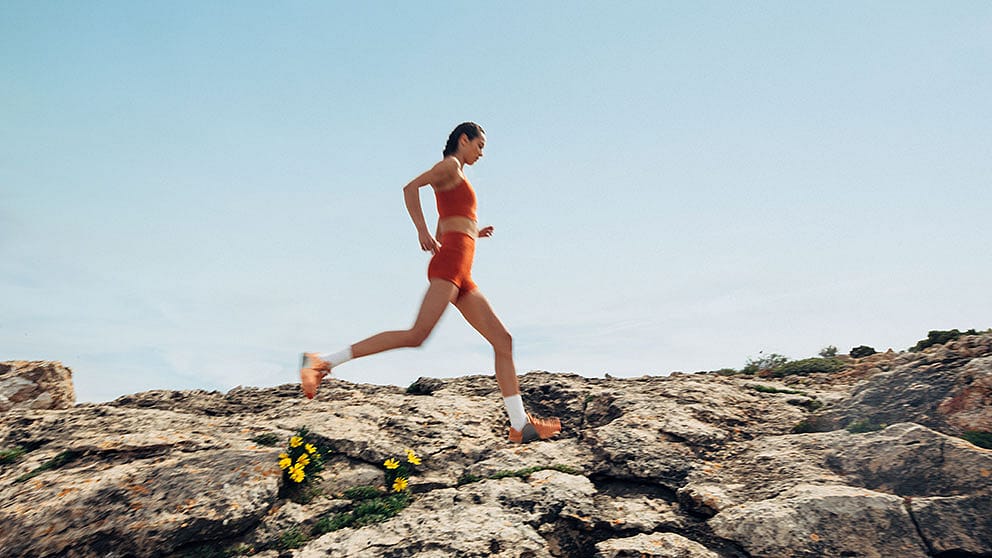 ragazza che corre