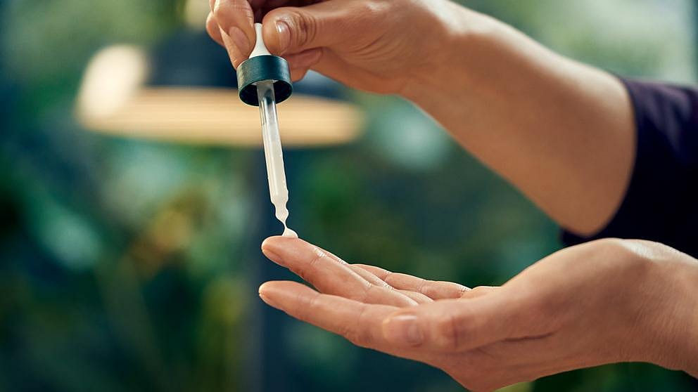 applicatore contagocce del siero